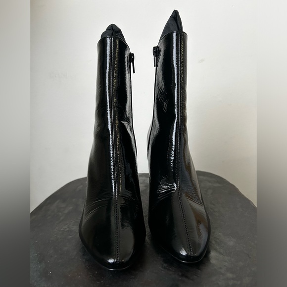 Saint Laurent ankle leather boots, worn only 1 time with original dust bags. - Picture 5 of 8